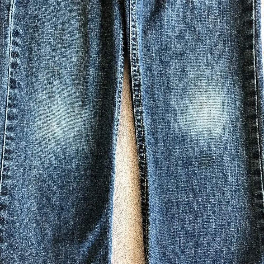 Gymboree Straight Leg and Bootleg Jeans(lot of 2 pairs)